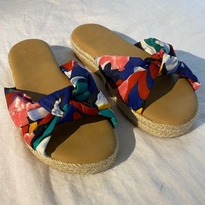 Platform espadrille sandal